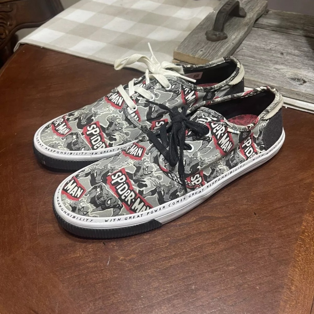 Toms x Marvel Spider-Man Shoes sneakers